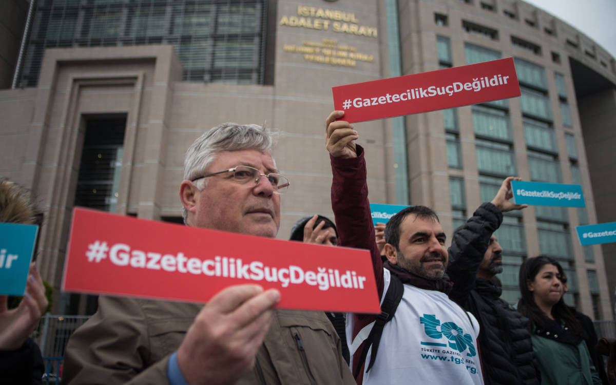 RSF’den Türkiye’ye TMK eleştirisi: Artık hukukun gazetecilere yönelik istismarına son verin
