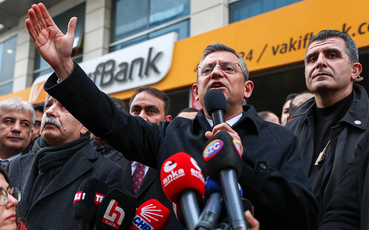 CHP lideri Özel'den Cumhurbaşkanı Erdoğan'a 'DEM Parti' yanıtı