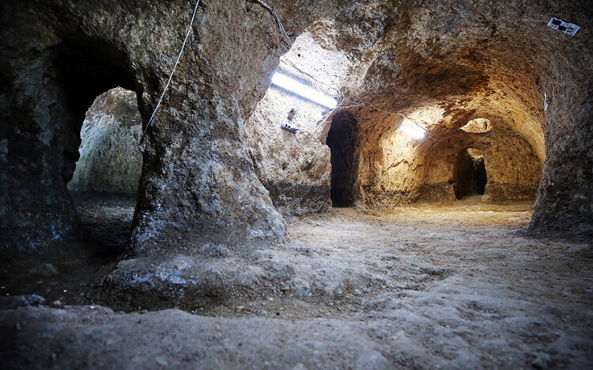 A new underground city discovered in Konya