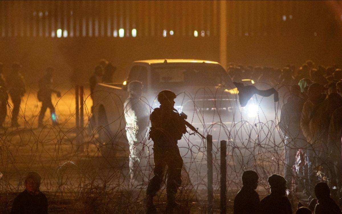 ABD'de Biden yönetimi ile Teksas Valisi arasında 'sınır güvenliği' krizi