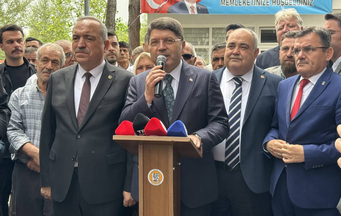 Adalet Bakanı, bir kanıta dayanmaksızın HDP/DEM Parti belediyelerini "terörün finasmanı"yla suçladı