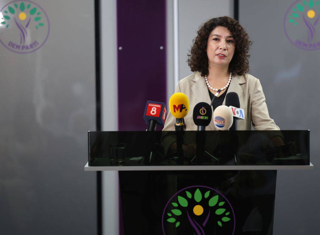 DEM Parti Kadın Meclisi Sözcüsü: Kobanî Devrimi cezalandırılmak isteniyor