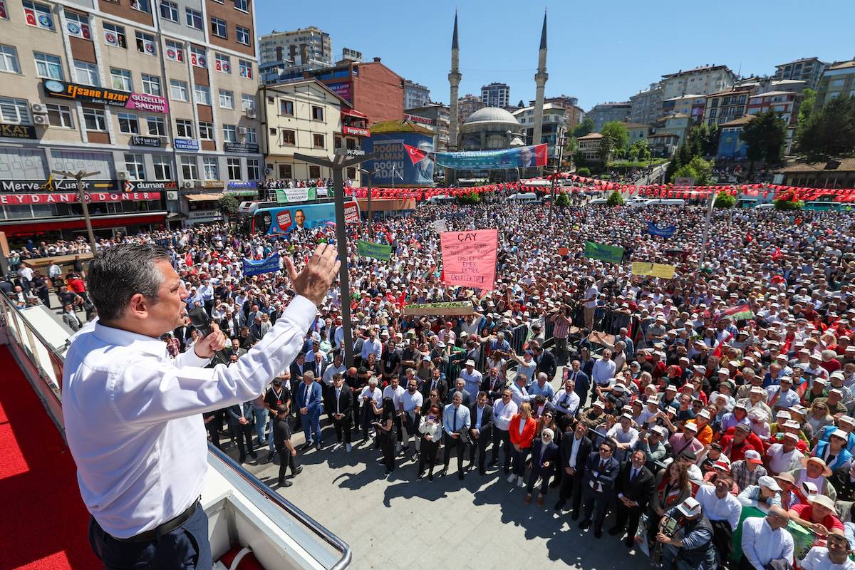 CHP lideri Özgür Özel: Yaş çay alım fiyatı 25 lira olmalı