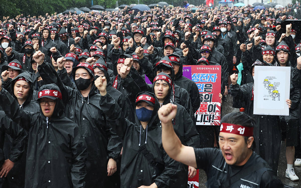 Güney Kore'de Samsung işçilerinden 'süresiz' grev kararı