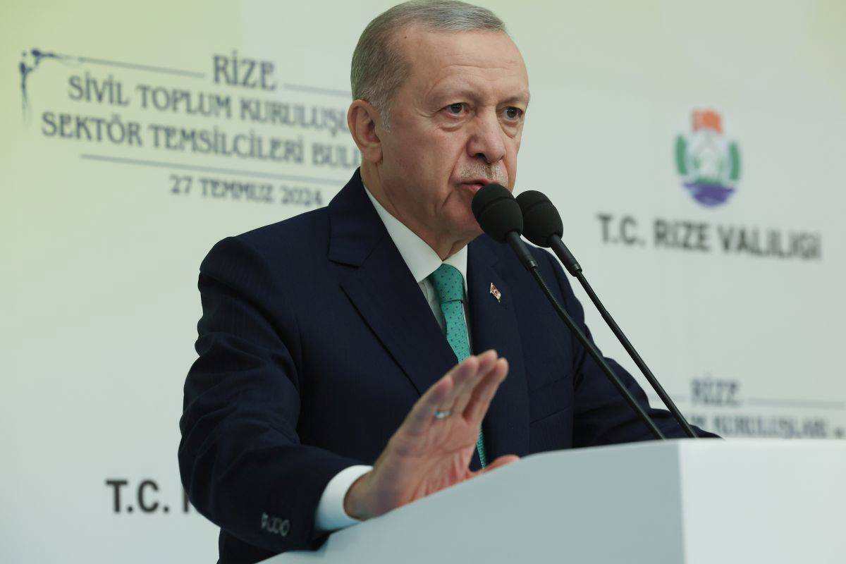 Wezîrê Îsraîlê Erdogan şiband Sedam Husên