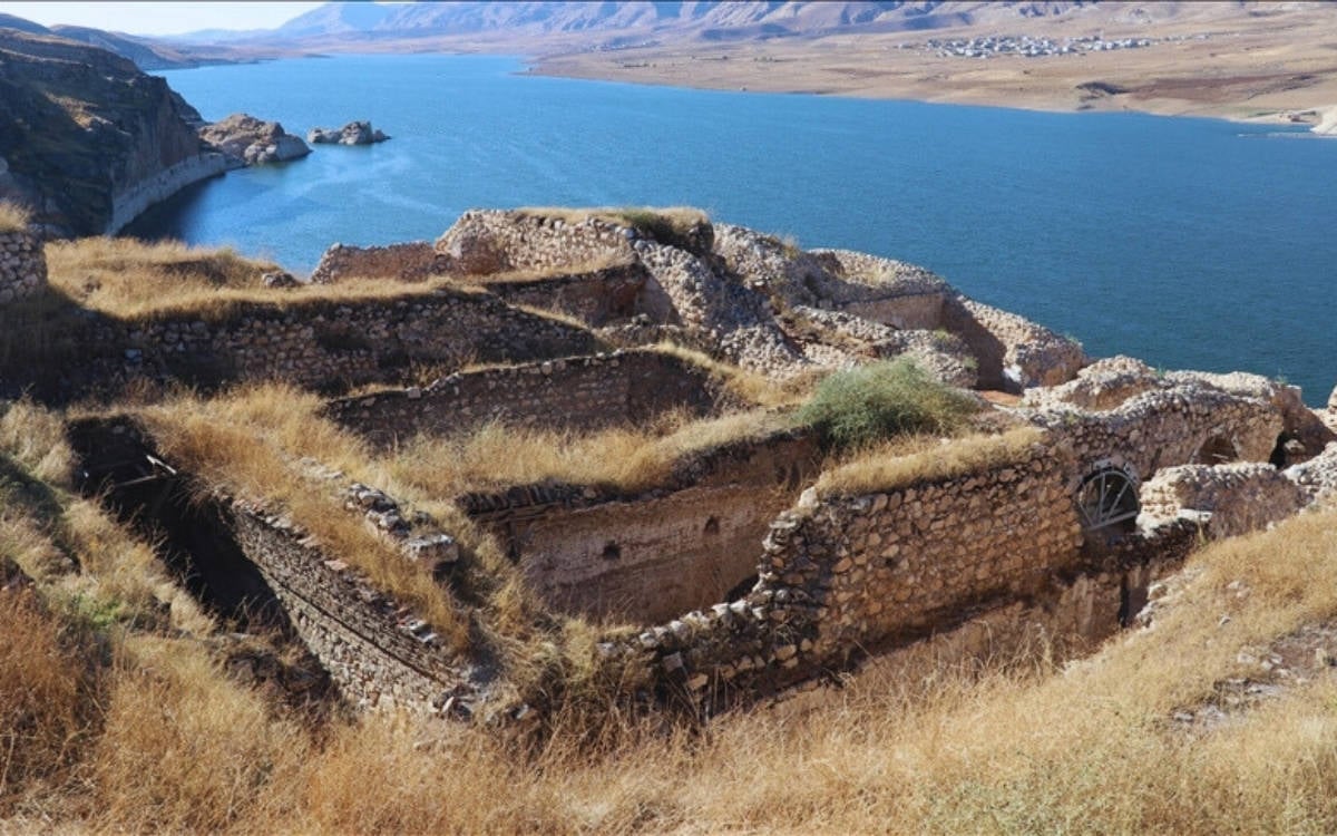 Hasankeyf'teki kazılarda 1600 yıllık askeri yapının kalıntıları bulundu