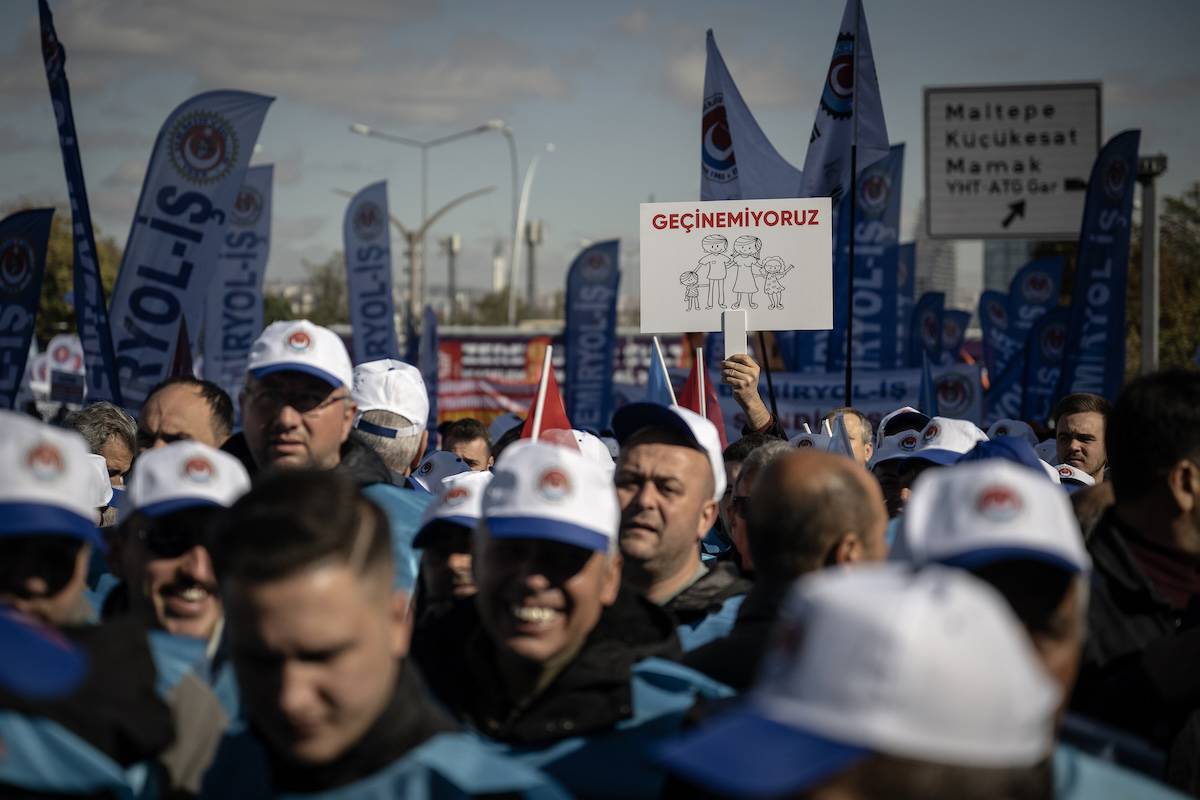 TÜRK-İŞ’ten 'Zordayız geçinemiyoruz' mitingi: "Vergide adalet istiyoruz"