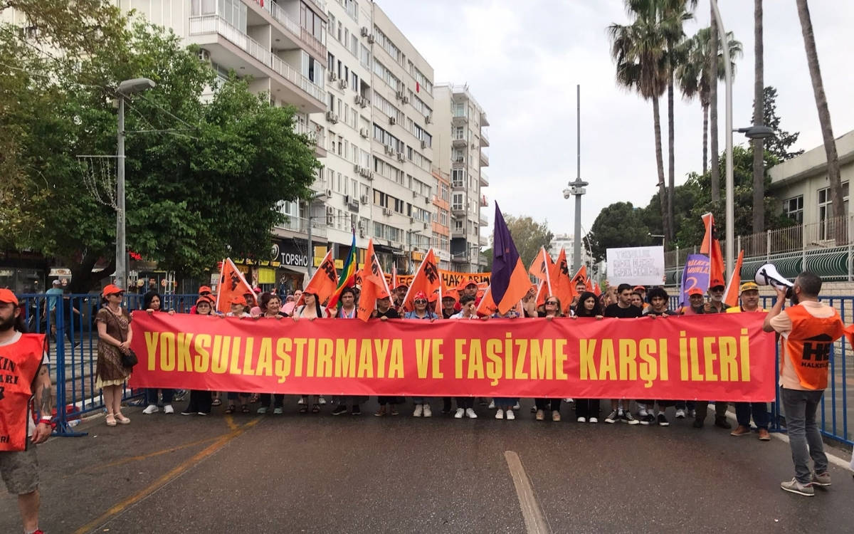 Antalya’da Halkevleri üyelerine gözaltı