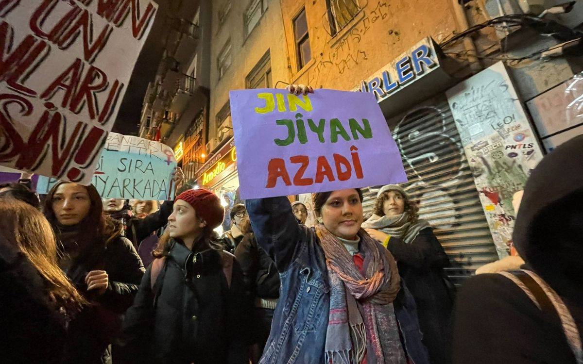 Kadınlar ve LGBTİ+’lar İstanbul’dan seslendi: Hayatı istiyoruz