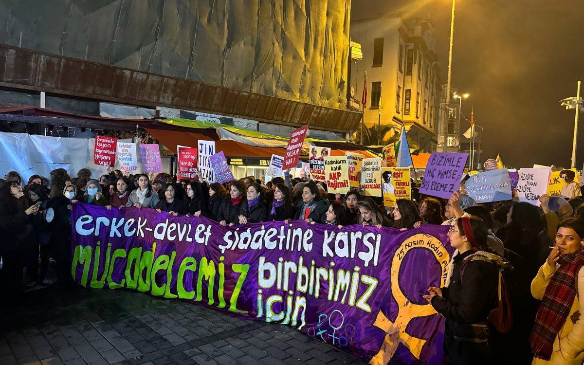 Nearly 200 detained as women attempt anti-violence protest in İstanbul