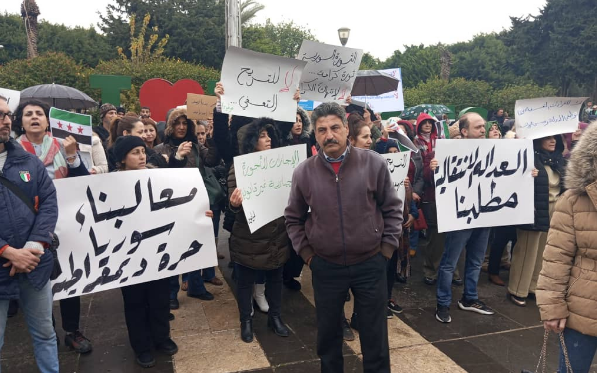 Suriye’de memur protestoları ve saldırılar: "Açlığın mezhebi yok"