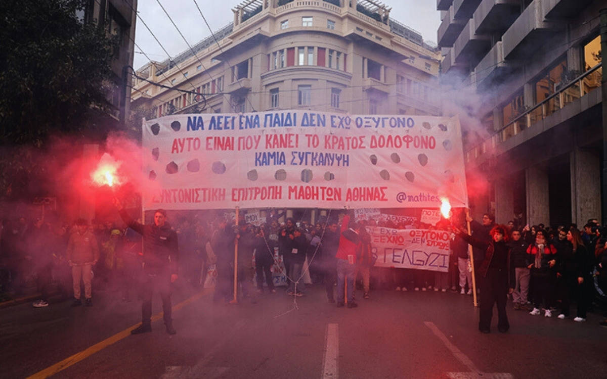 Stavros Stavrides ile Tempi tren faciası üzerine söyleşi