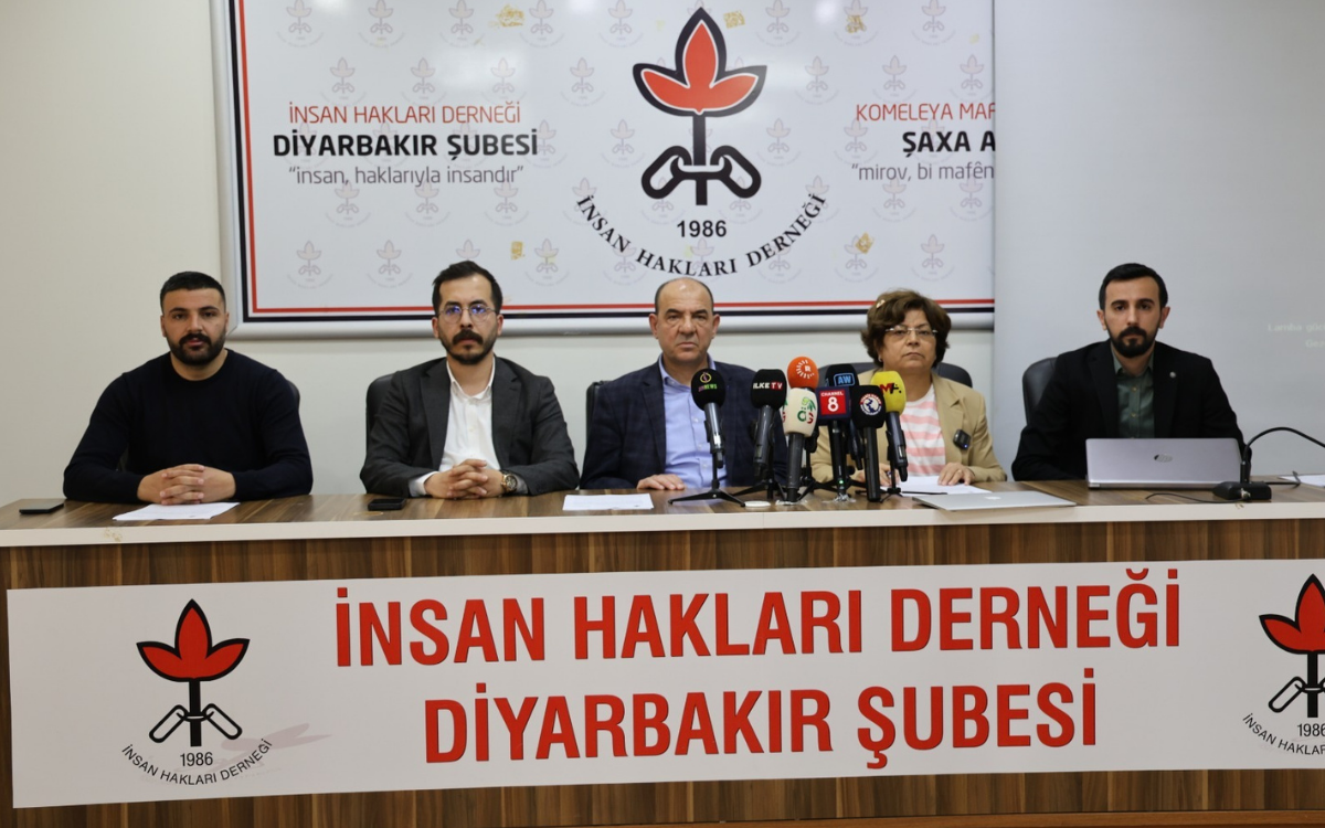 İHD, 2025 Hasta Mahpuslar Raporu'nu Diyarbakır Şubesi'nde açıkladı