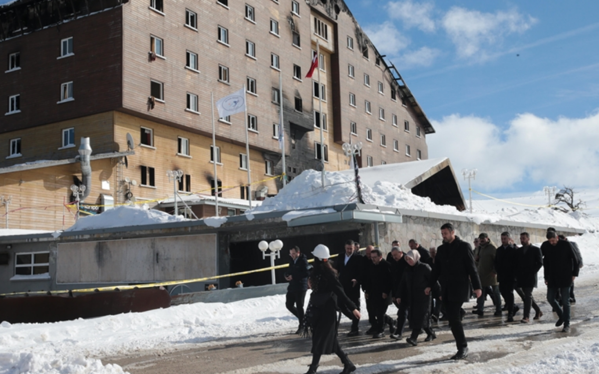 Kartalkaya yangını saha incelemesinden arşiv fotoğrafı