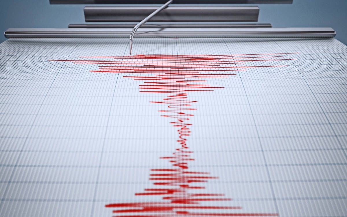 İstanbul'da hissedilen bir deprem oldu