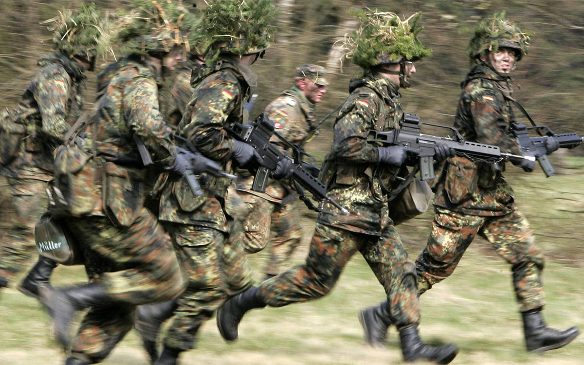 Clara Mattei: Orduya ayrılan milyarlar da kemer sıkmadır