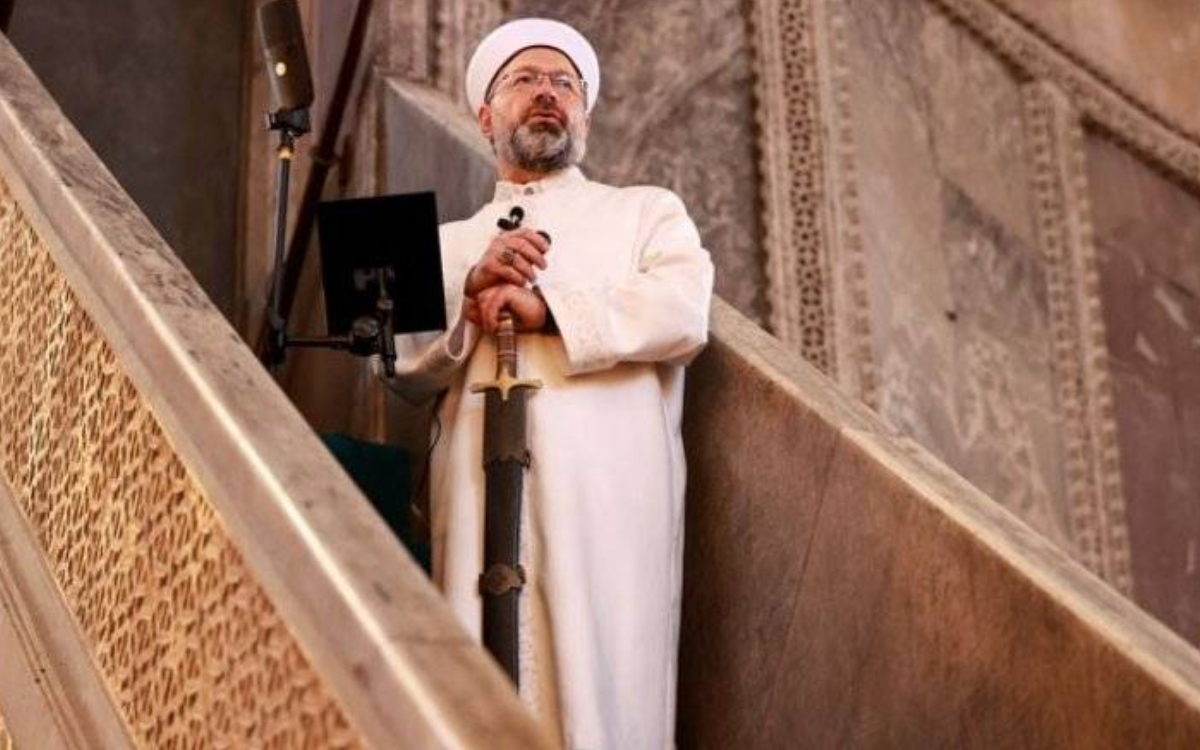 Diyanet’e geniş yetkiler veren yasa yürürlükte