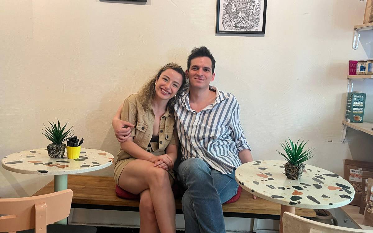 Park, kuş, tiyatro: Yıldız sahneden havalanıyor