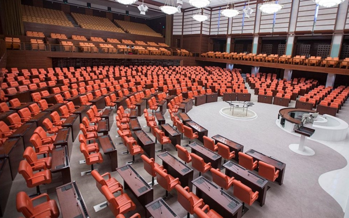 Adil yargılanma hakkı ihlalleri Meclis gündeminde