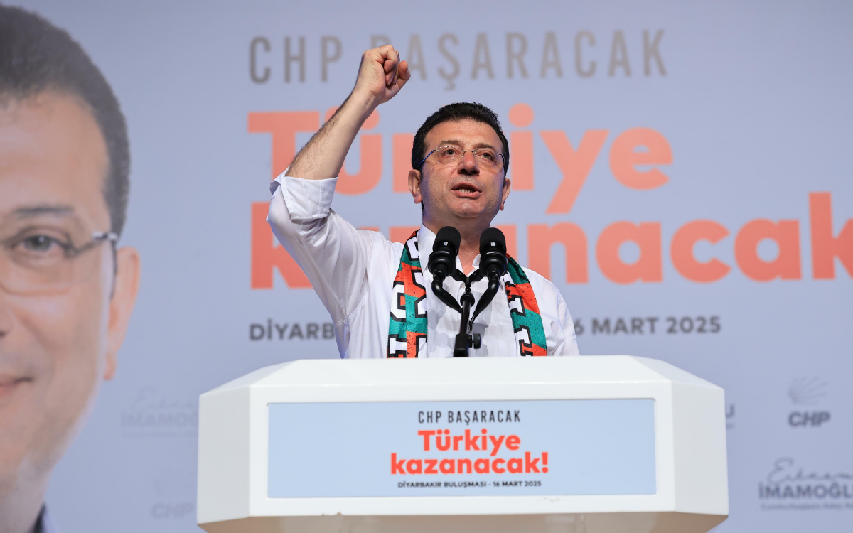DEM Partiyê ji bo serdana Îmamoglû bike serî li Wezareta Dadê da