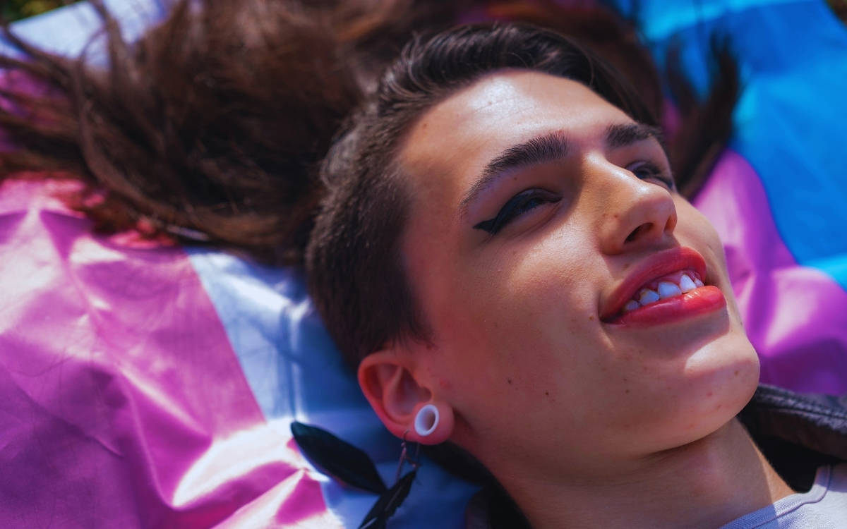 18 Hazi̇ran Translarla Eşi̇tli̇k Günü, kutlu olsun!