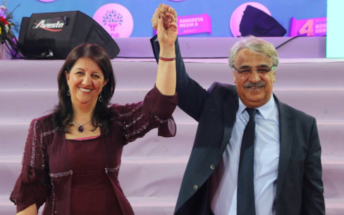 Şandeya Îmraliyê wê bi Serokê Meclisê Nûman Kurtulmuş re bicive