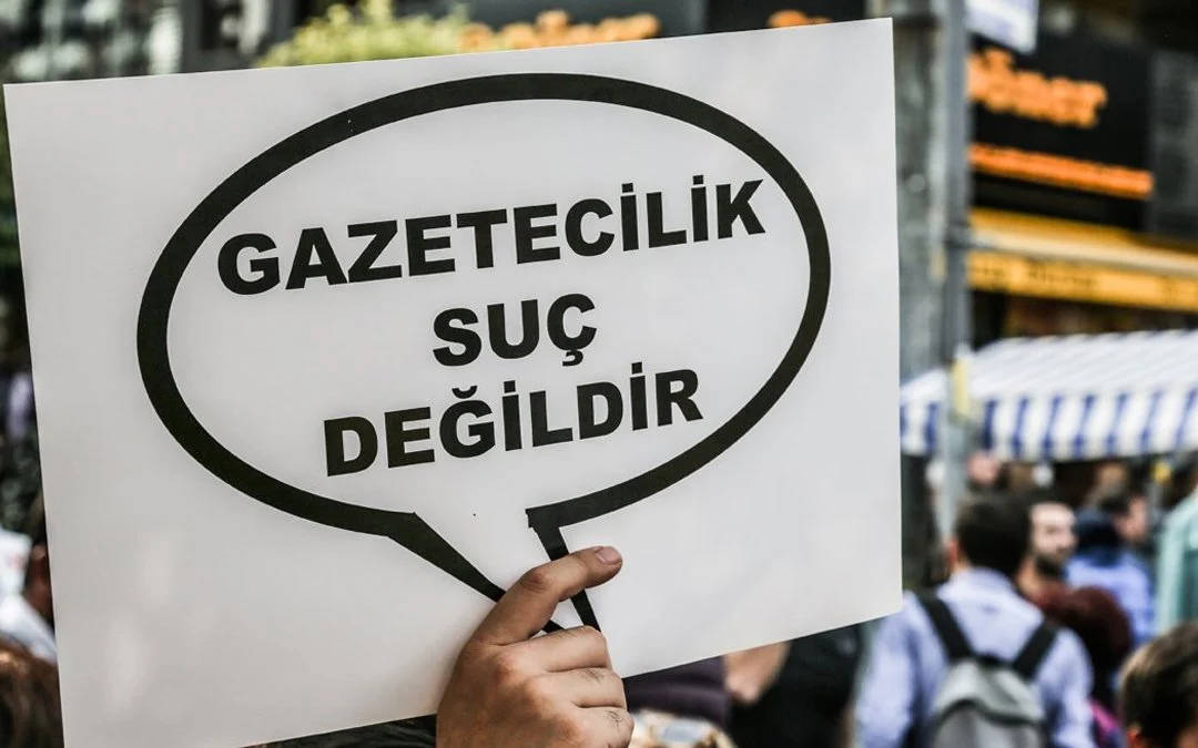 Gazetecilik örgütlerinden Türkiye’ye: Mesleki faaliyetler suçlama konusu yapılamaz