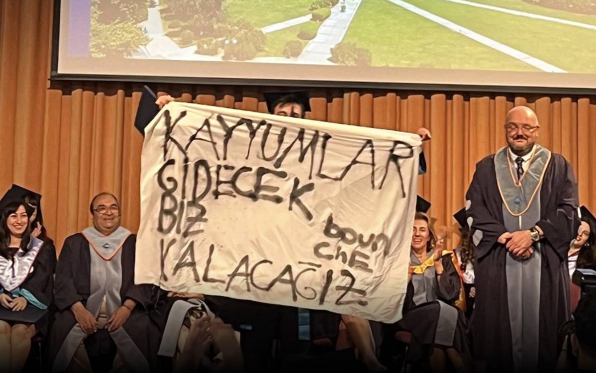 Boğaziçi: "Kayyımlar gidecek" pankartına misilleme; öğrencinin yüksek lisans kabulü iptal edildi