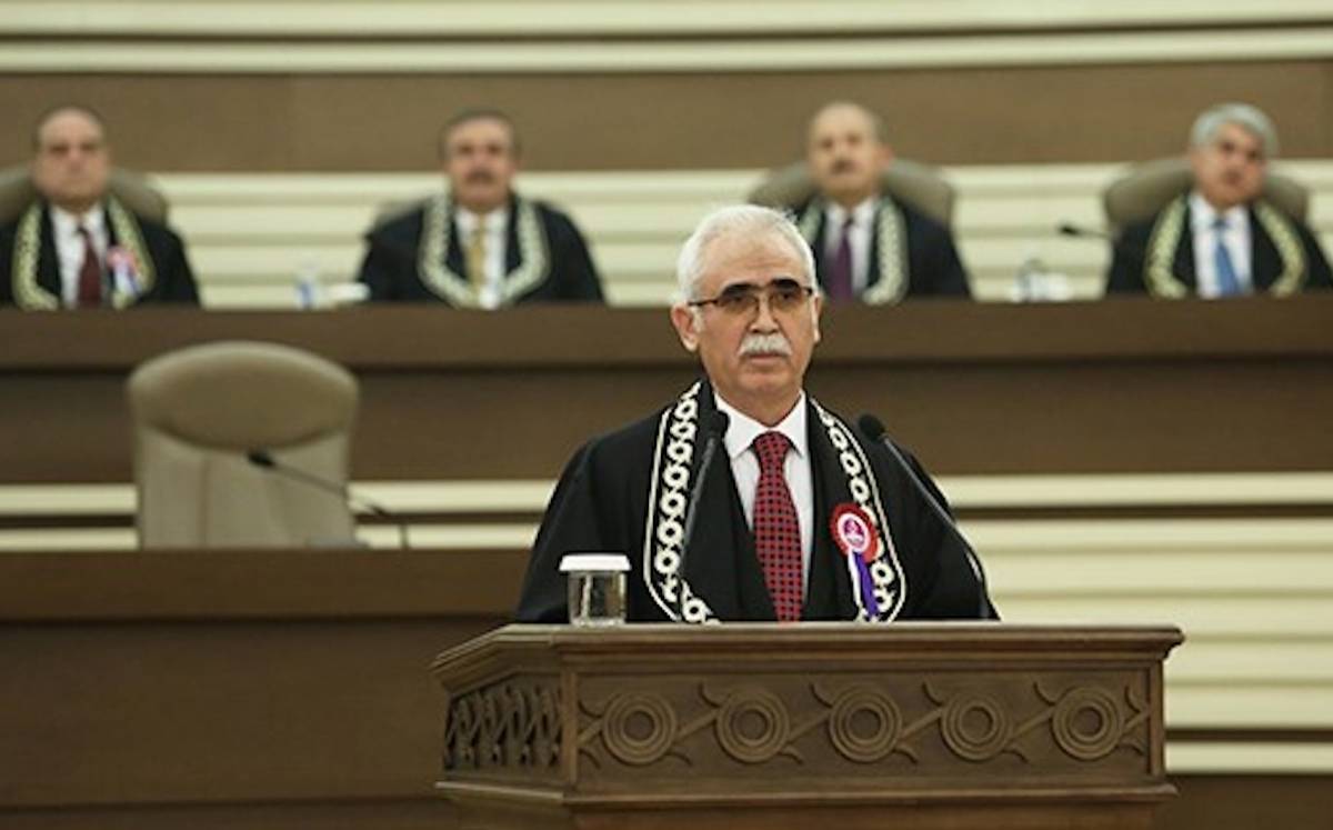 Sözcü'nün AYM kararına yönelik kurmaca haberine hukukçular ve Adalet Bakanlığından tepki