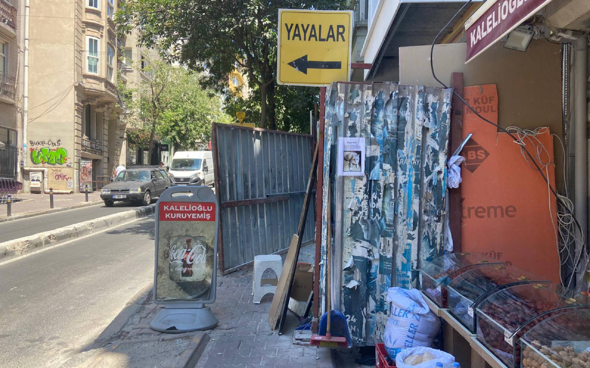 İstanbul’da yaya alanları sistematik şekilde işgal ediliyor