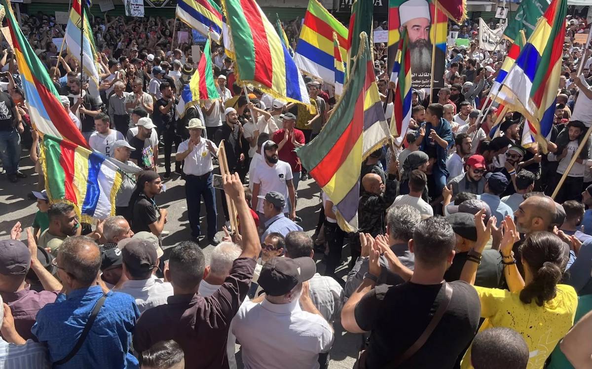 Suriye'de Esad sonrası kutuplaşma: Cinayeti seyretmek ve dayanışmayı seçmek