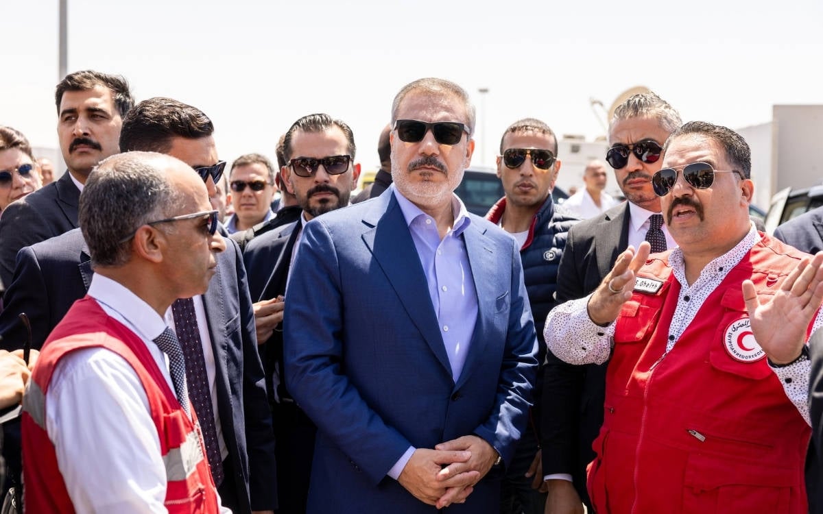 Özgür Özel’den Hakan Fidan’a: Varsa yoksa TikTok