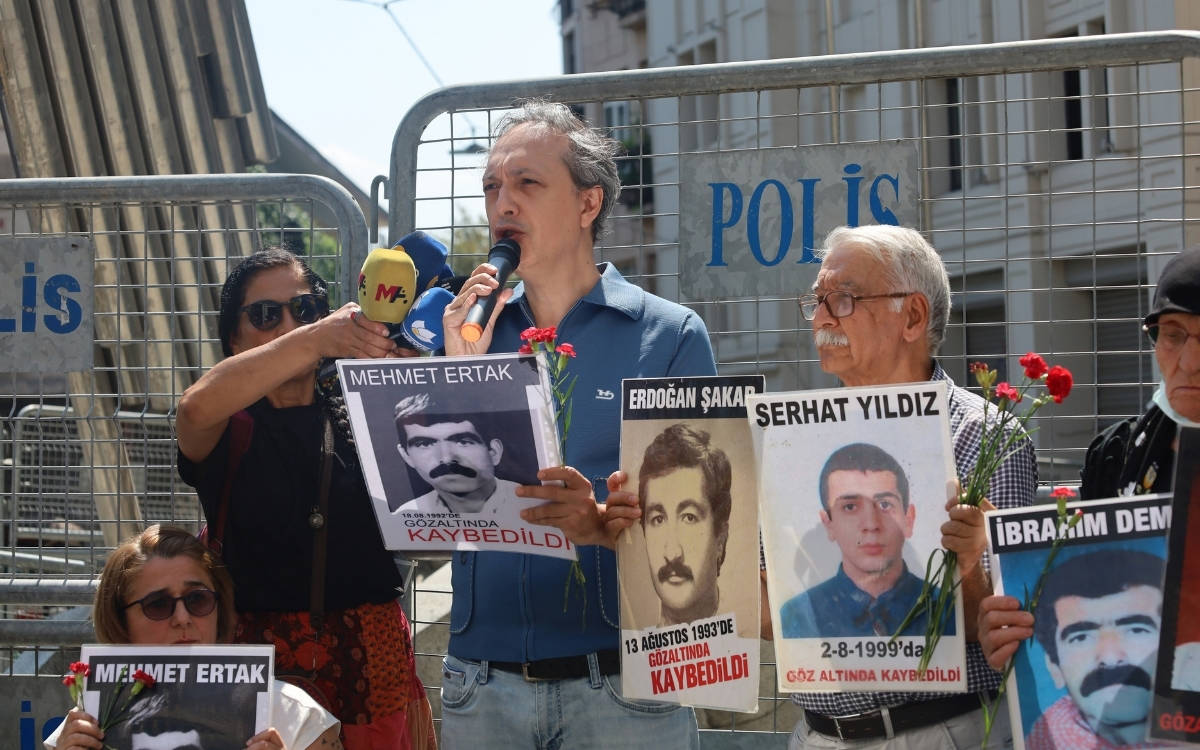 Cumartesi Anneleri/İnsanları: Barış, hakikati konuşarak gelir