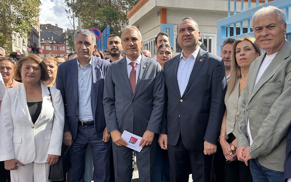 CHP’li Özçağdaş: Öğrencilere ücretsiz öğle yemeği ve içme suyu verilmeli
