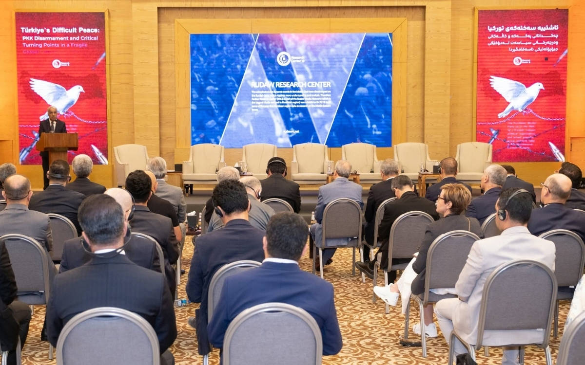 Abdullah Ocalan: Li ser zemîneke demokratîk bibin yek