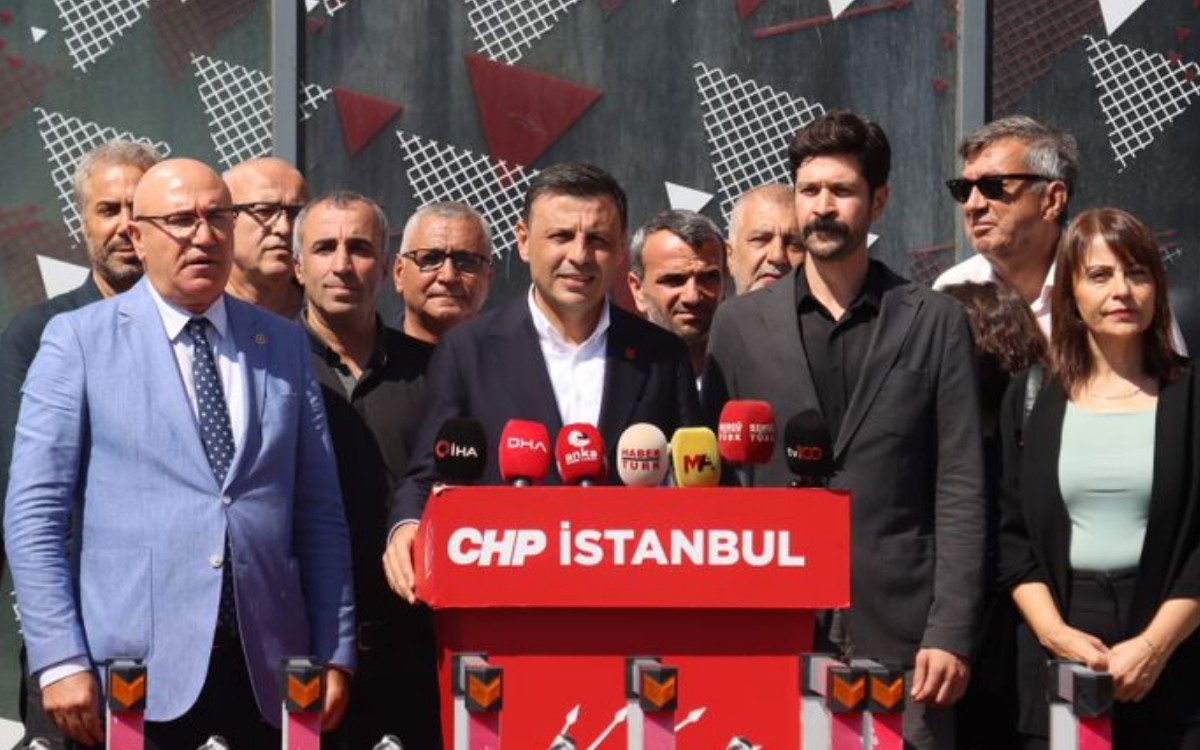 DEM Parti İstanbul İl Örgütü’nden CHP’ye dayanışma ziyareti