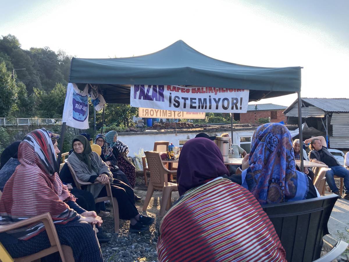 Rizeli balıkçılar denizi kirleten çiftlikleri istemiyor