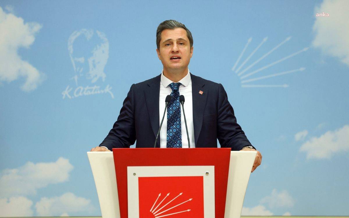 Yücel: Demokrasinin ayaklar altına alındığı bir dönemden geçiyoruz