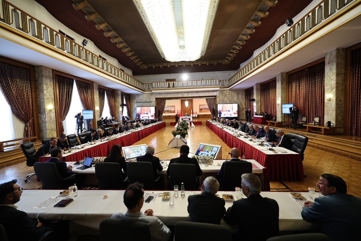 Komisyon'da 'güvenlik' politikaları eleştirildi: Koruculuk sistemi son bulmalı