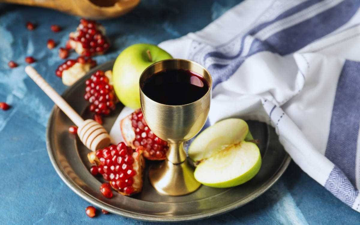 Happy Rosh Hashanah to Jews