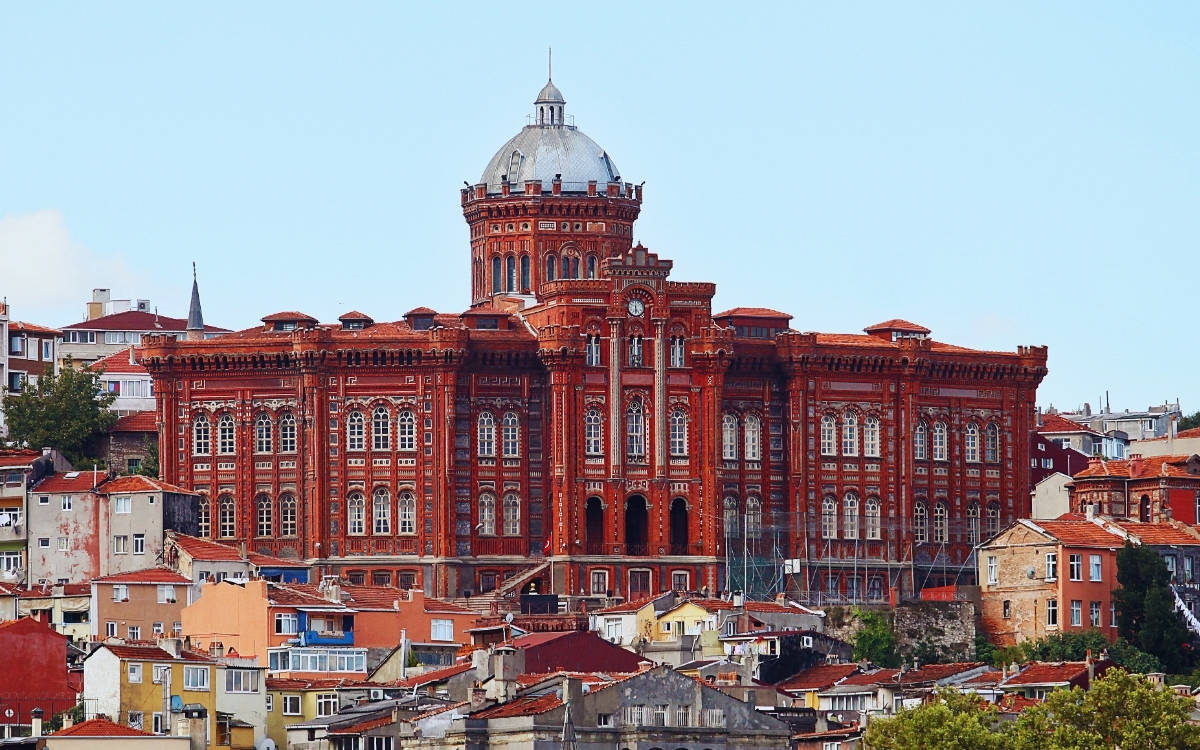 Historic İstanbul Greek school sees no new enrollments this year