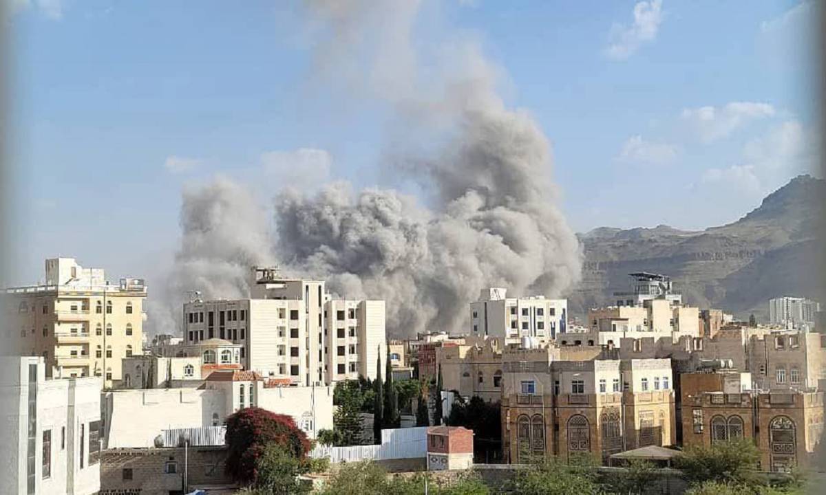 Balafirên şer ên Îsraîlê paytexta Yemenê bombebaran kirin