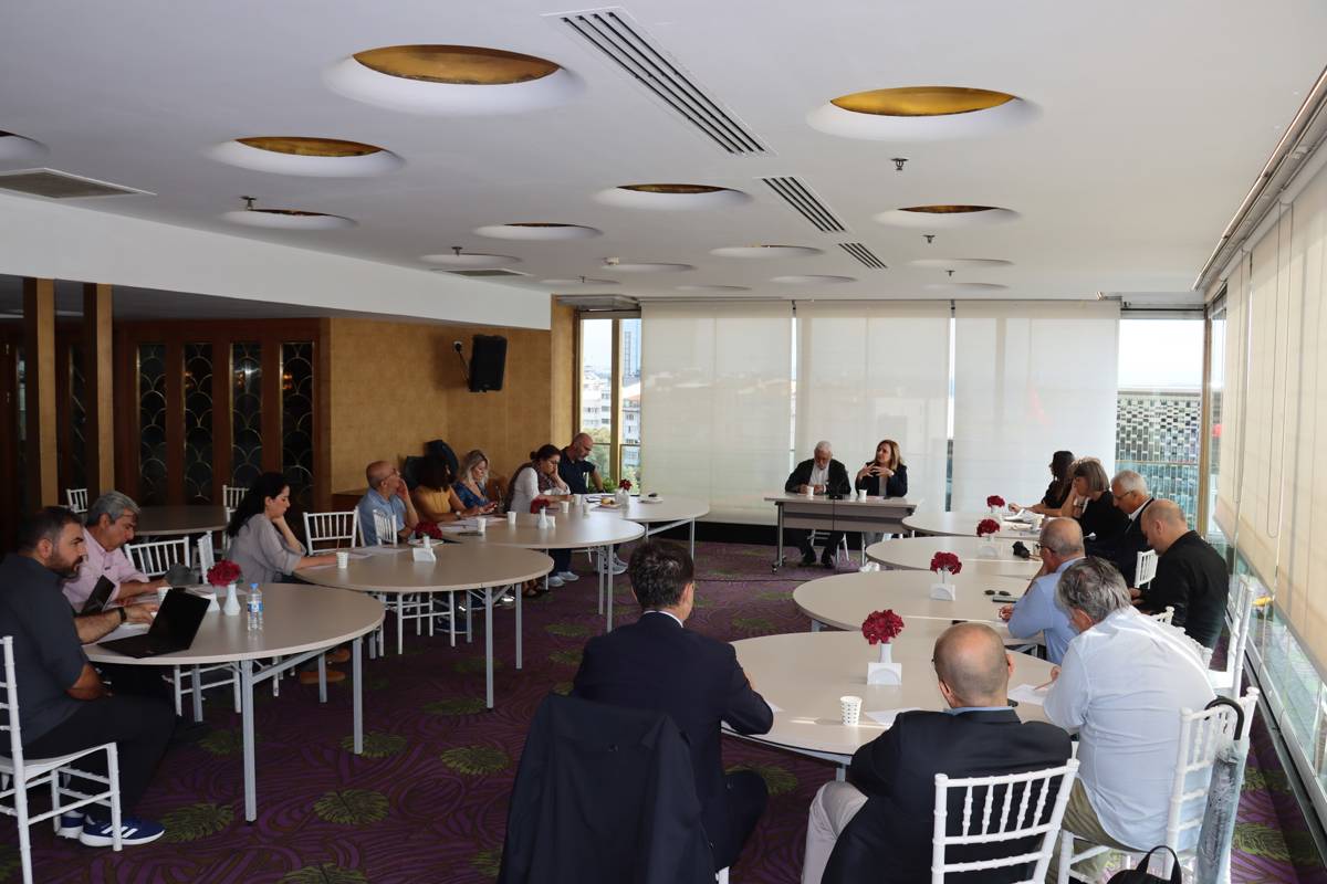 DEM Parti'den 'Barış gazeteciliği' çağrısı