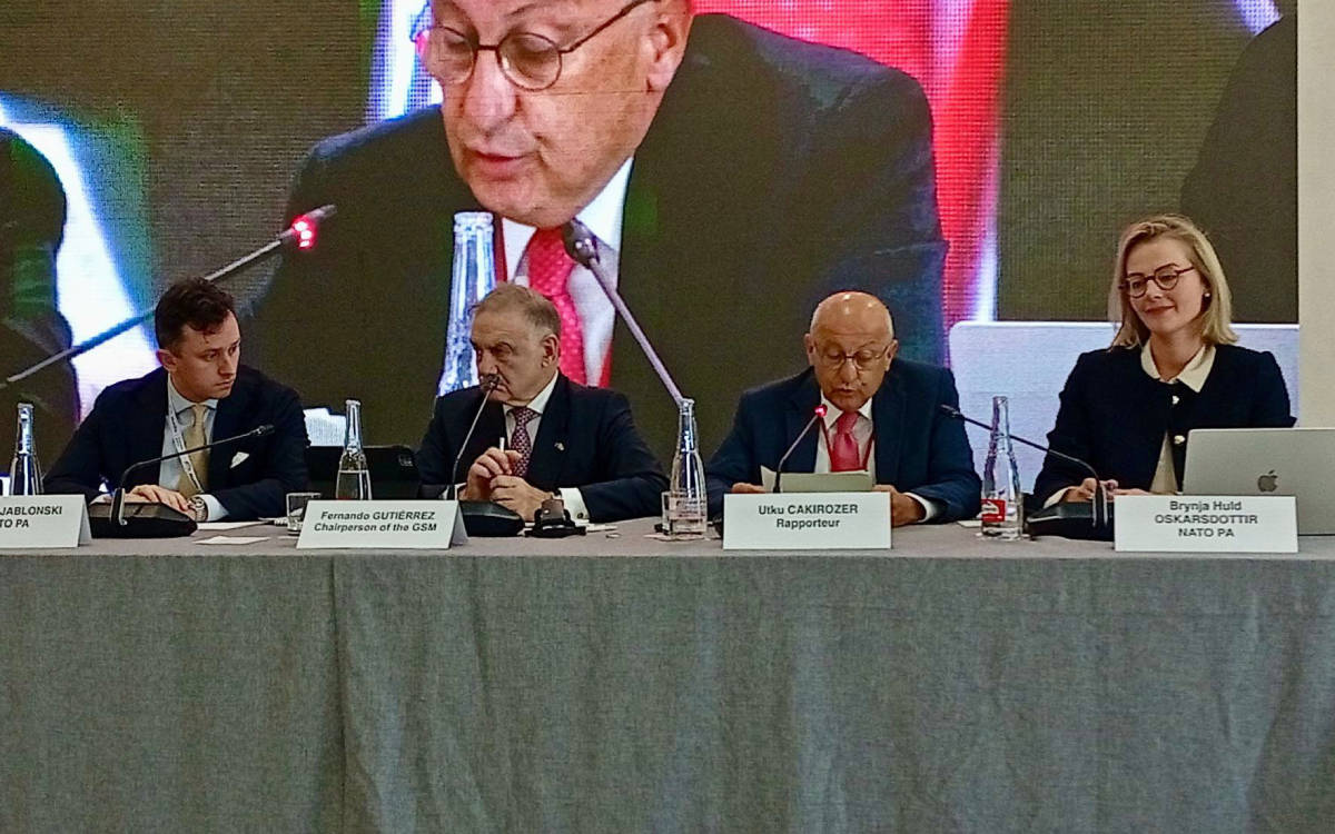 Utku Çakırözer NATO toplantısında konuştu: Netanyahu’yu durdurmalı