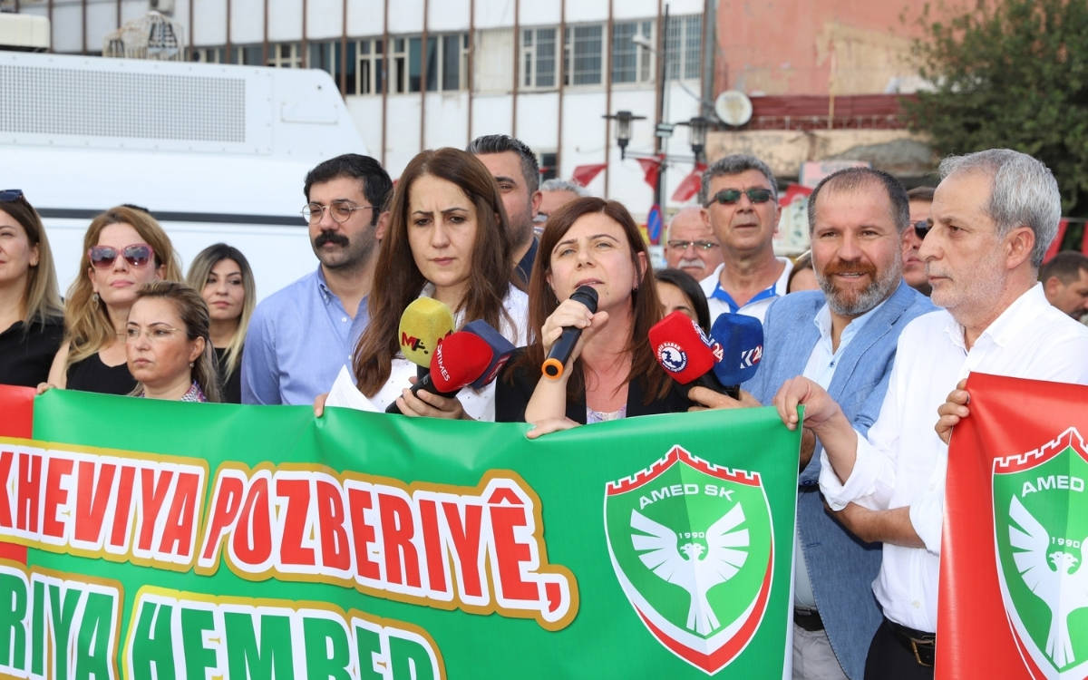 Amedspor’a Kürtçe reklam cezasına tepki