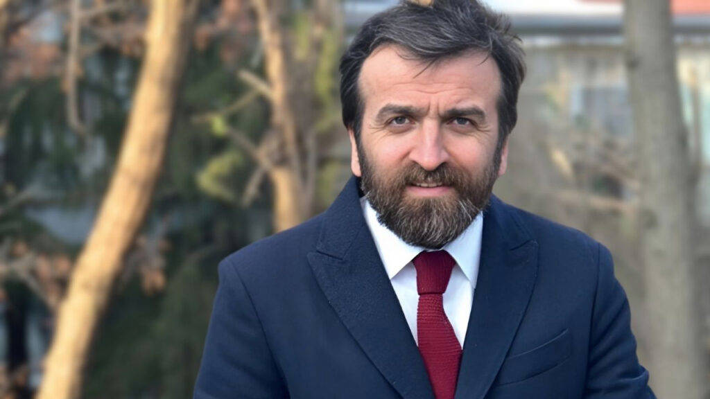 İbrahim Paşalı kimdir?