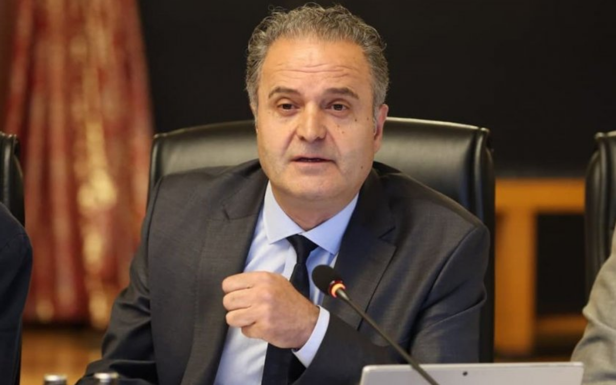 Komisyon'a 'kapalı oturum' şerhi: "Halkın güvenini tesis etmenin yolu gizlilik değil, açıklıktır"