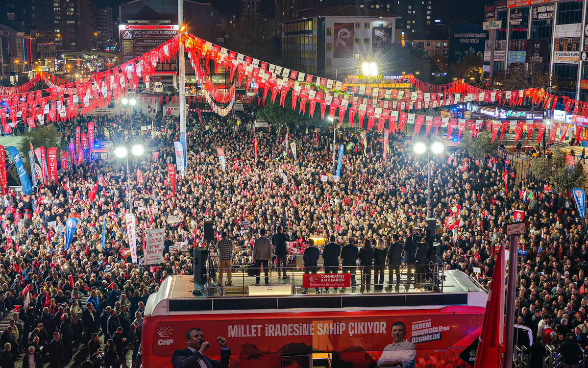 Özel'den "Kürtleri listelere yazdınız, oy istediniz" diyenlere: "Bu suç değildir, bu demokratik siyasettir”