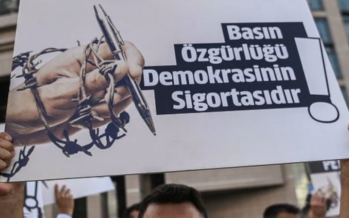 "Gazeteciler hedefte, failler cezasız"