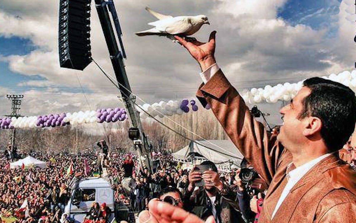 Demirtaş: "Atılacak her adım barışa, huzura ve refaha hizmet etsin"